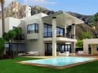 Chalet con 4 dormitorios se vende en Marbella, Costa del Sol - mejor precio | unprecio.es