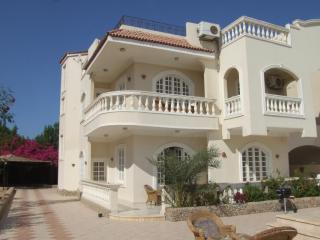 Apartamento en villa : 4/5 personas - piscina - junto al mar - hurghada  egipto