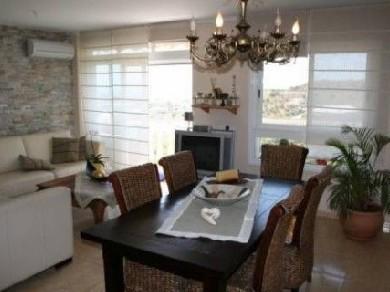 Apartamento con 4 dormitorios se vende en Torrox, Costa del Sol, Axarquia