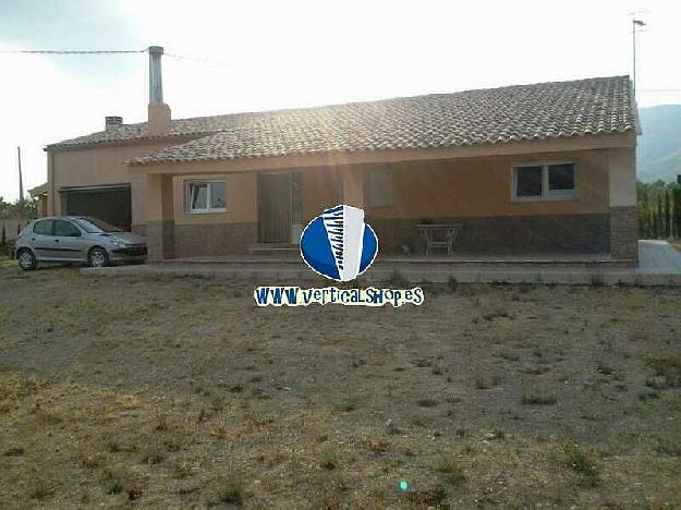 Chalet en Caudete