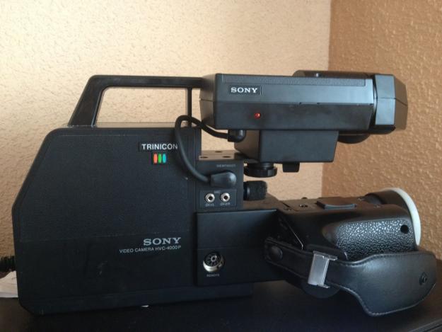 Se vende Sony Trinicon HVC-4000 P