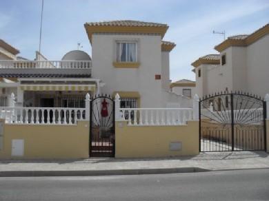 Adosado con 2 dormitorios se vende en Orihuela Costa, Costa Blanca