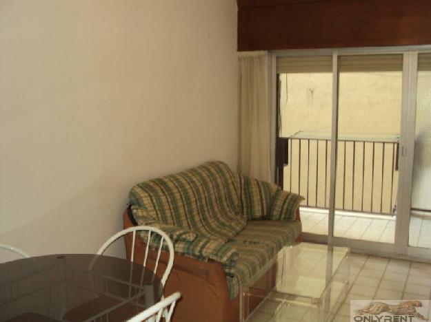 Apartamento 1 dormitorios, 1 baños, 0 garajes, Buen estado, en Madrid, Madrid