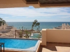 Apartamento con 2 dormitorios se vende en Estepona, Costa del Sol - mejor precio | unprecio.es