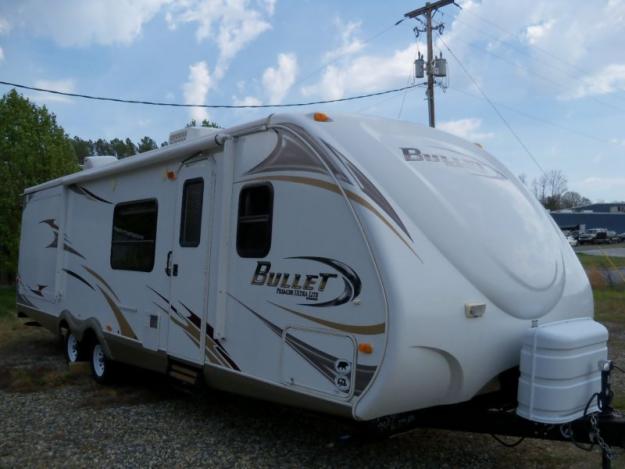 2009 KEYSTONE BULLET CARAVANA