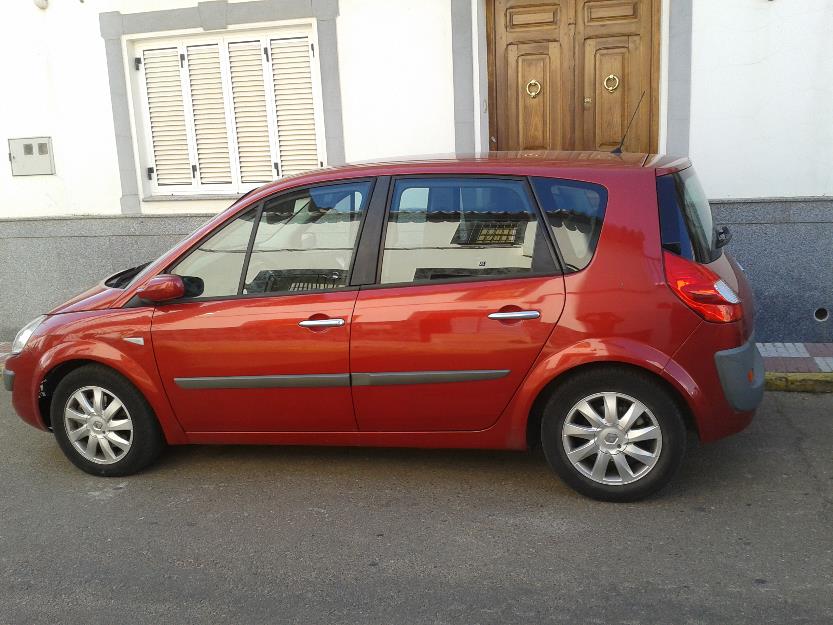 Preciosa megane scenic 1.9 dci 130 cv