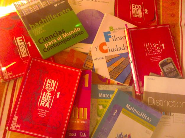 Vendo libros BACHILLERATO (1º y 2º)