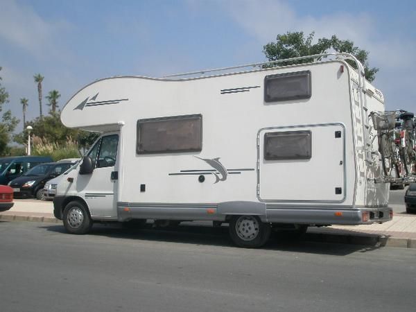 Vendo Autocaravana Capuchina SEMINUEVA