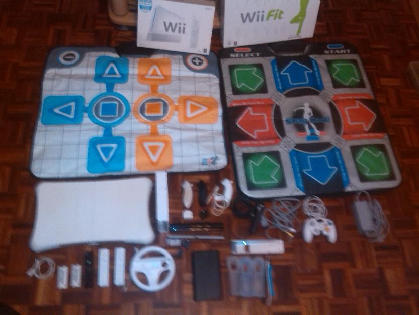 Wii+balance+wii fit+disco duro+mandos+alfombras+micro+accesorios