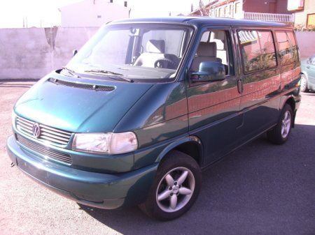 VOLKSWAGEN MULTIVAN 2.500CC 102CV CONFORTLINE - Leon