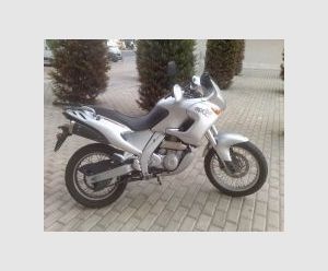APRILIA PEGASO 650