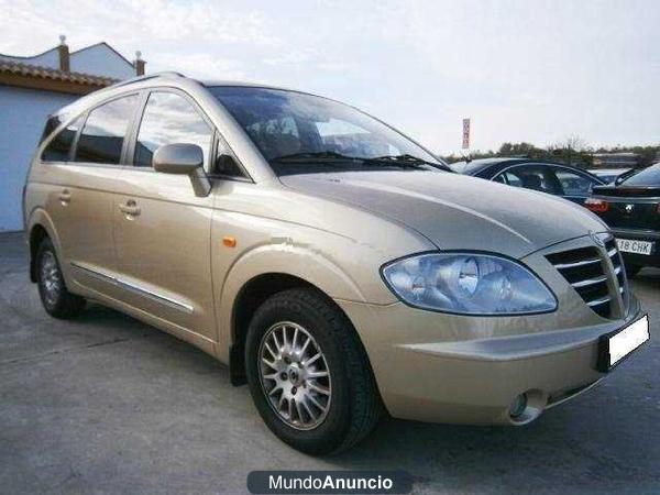 SsangYong Rodius 2.7 XDI PREMIUM.FAMILI AR