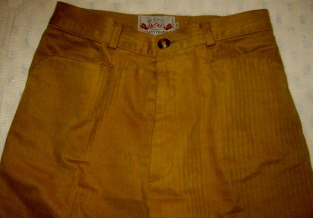 Vaqueros mostaza de la firma JOLY.Talla 38