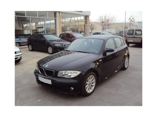 BMW SERIE 1 118D