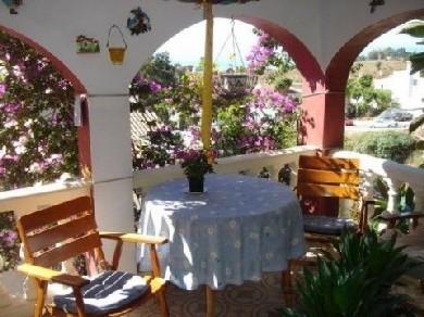 Chalet con 3 dormitorios se vende en Benajarafe, Costa del Sol