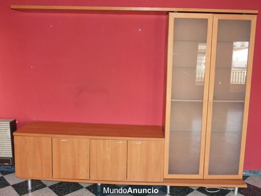 Se vende armario de salón de madera 2,5 x 2 metros