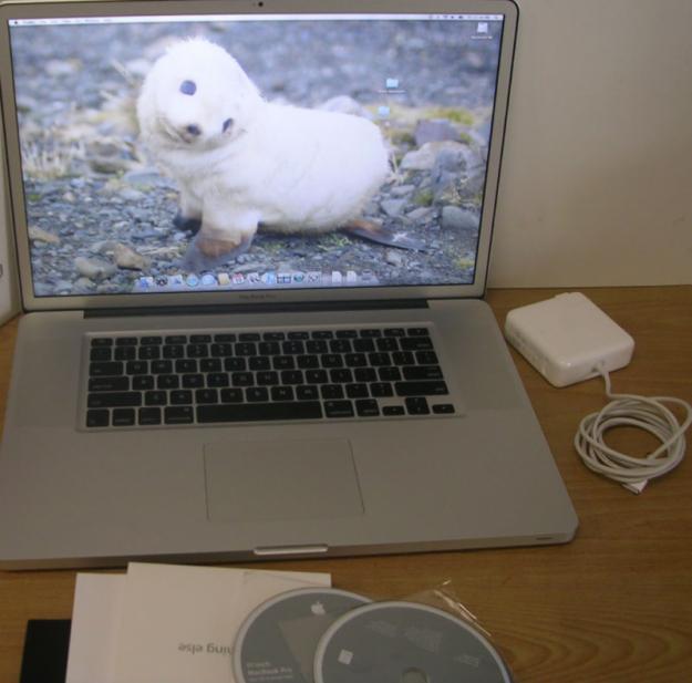Apple Macbook Pro 17 2,8 Ghz