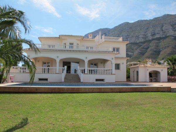 Villa en Dénia