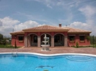 Chalet con 4 dormitorios se vende en Alhaurin el Grande - mejor precio | unprecio.es