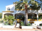Chalet con 5 dormitorios se vende en Estepona, Costa del Sol - mejor precio | unprecio.es