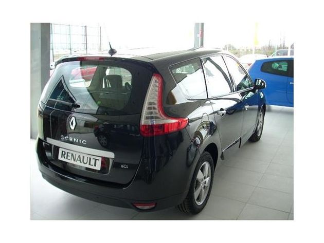RENAULT GRAND SCENIC DYNAMIQUE DCI 110 5 PLAZAS ECO2