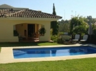 Chalet con 4 dormitorios se vende en Marbella, Costa del Sol - mejor precio | unprecio.es