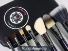 Estuche Hello Kitty maquillaje MAC con 7 brochas - mejor precio | unprecio.es