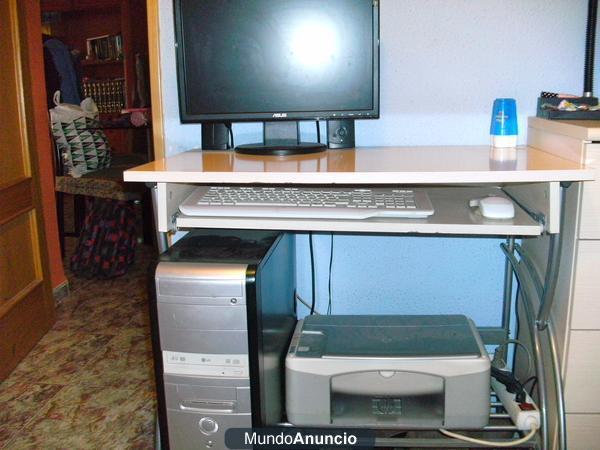 PENTIUM IV, MONITOR Y MESA