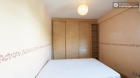 Rooms available - Nice 4-bedroom apartment in San Juan Bautista - mejor precio | unprecio.es