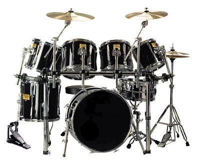 vendo bateria de 7 piezas modelo GOLD, fabricada con madera de arce. nueva a estrenar