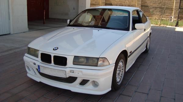 vendo BMW 320 i coupe