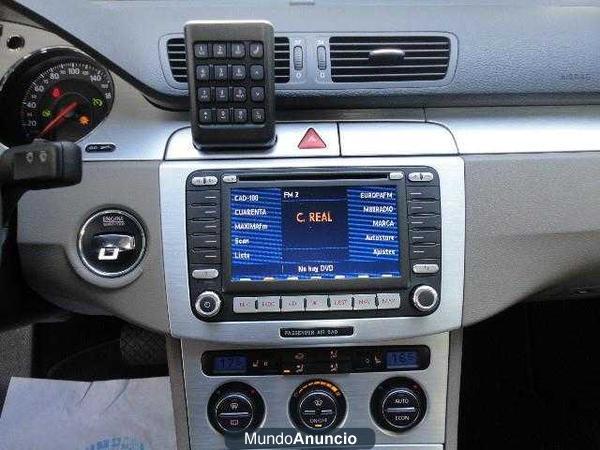 Volkswagen Passat 2.0TDI Highline DSG 170 LIBRO