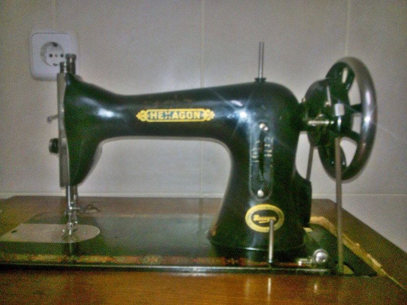 Maquina Coser Antigua