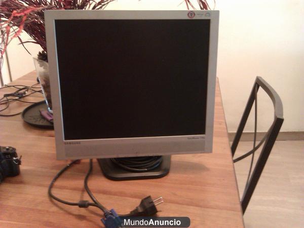 Monitor Samsung 17pulgdas a 30 euros!!