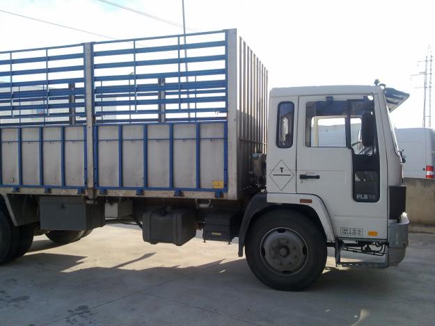 se vende volvo fl6