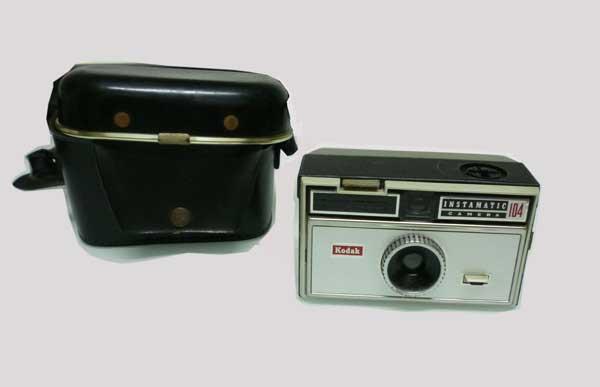 CAMARA INSTAMATIC 104 KODAK, AÑOS 60-70