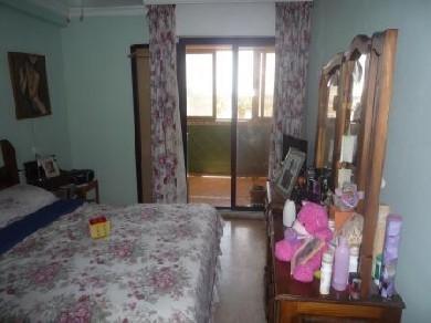 Apartamento con 3 dormitorios se vende en La Linea de la Concepcion, Costa del Sol, Campo de Gibraltar