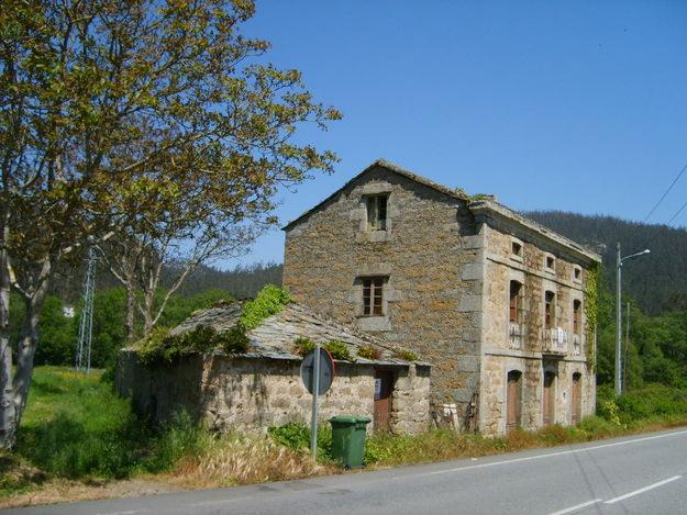 CASA DE PIEDRA PARA REHABILITAR