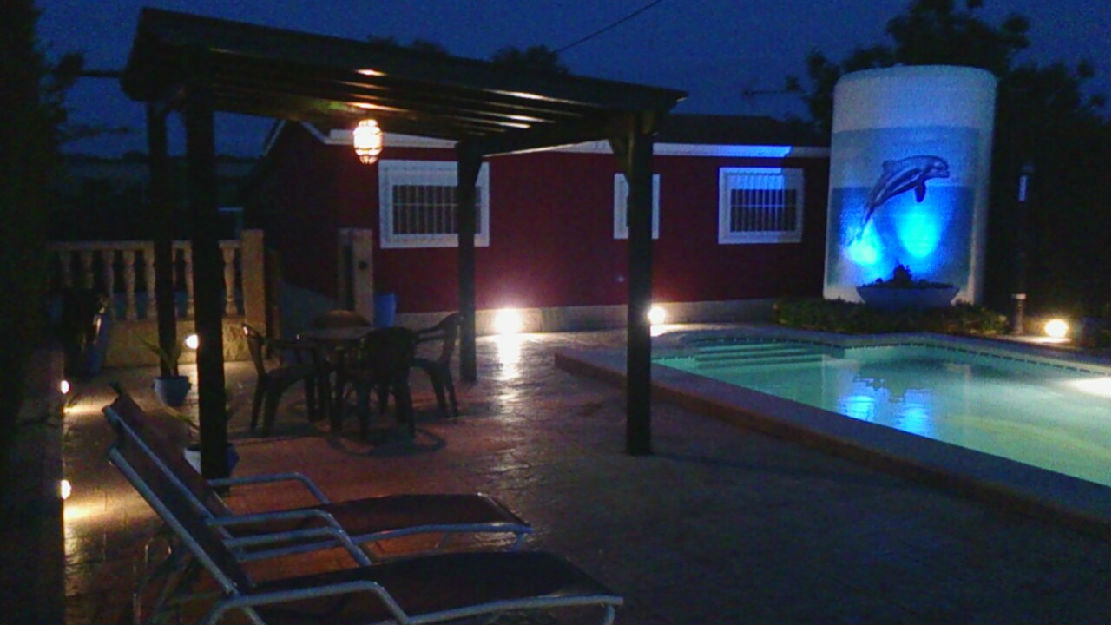 Casa rural con piscina, barbacoa zona tranqnuila
