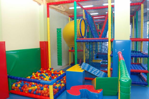 ESTRUCTURA PARQUE INFANTIL