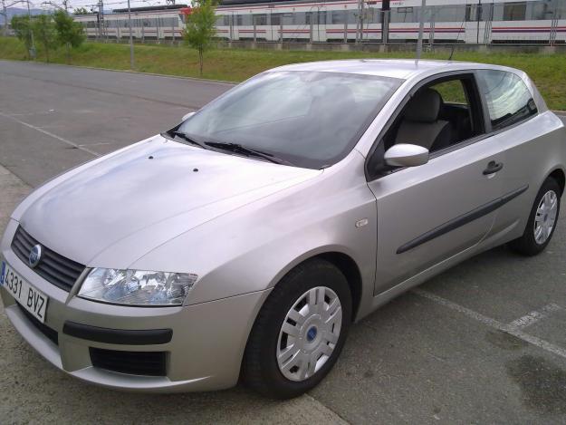 VENDO FIAT STYLO JTD. DINAMIC