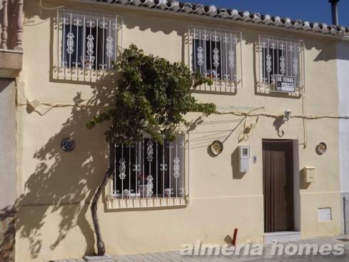 Casa en venta en Oria, Almería (Costa Almería)