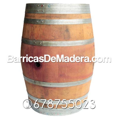 Toneles de vino usados