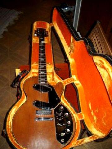 Gibson Les Paul Recording USA del 71 y Fender Stratocaster USA del 79