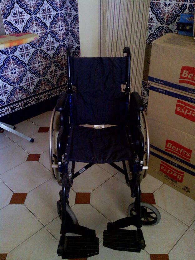 Silla de ruedas nueva