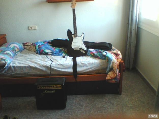 VENDO GUITARRA ELÉCTRICA, AMPLIFICADOR MARSHALL Y ACCESORIOS