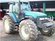 tracteur  New Holland 8360