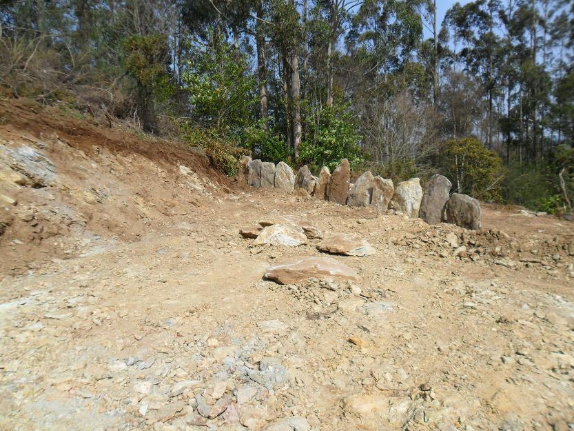 Bonita casa para restaurar a 6 km de san saturnino