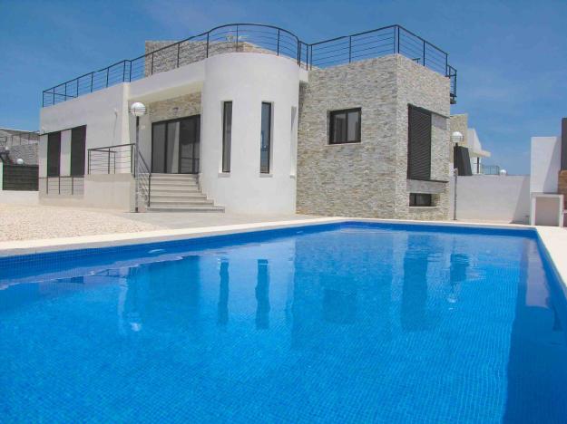 Chalet en venta en Polop, Alicante (Costa Blanca)