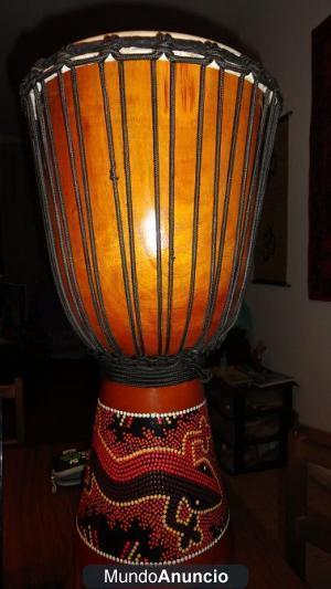 VENDO DJEMBE  60 X 30 CM NUEVO!